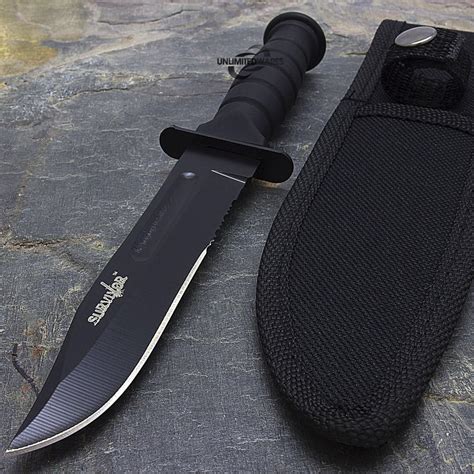 Combat Knife .